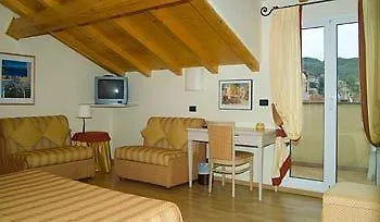 Medusa Hotel 3*
